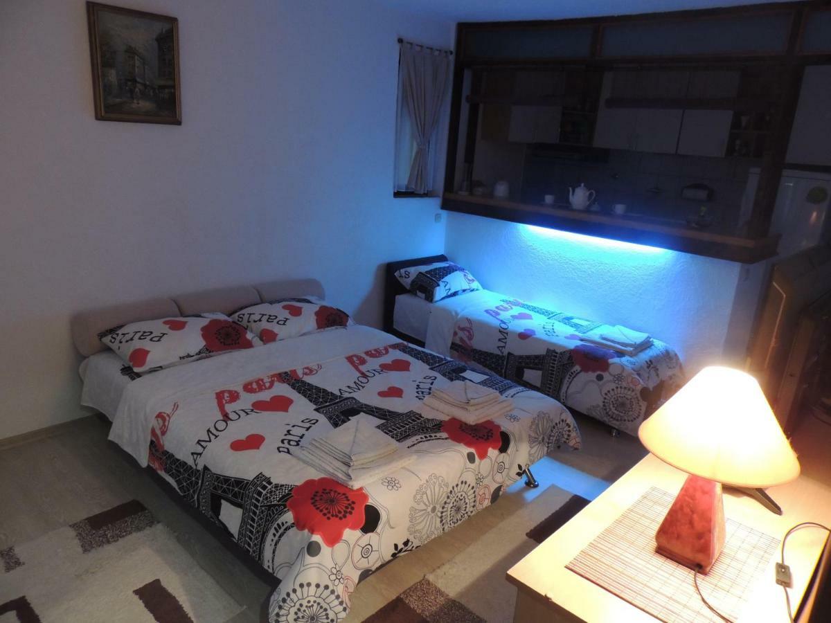 Apartman Azra Apartment Sarajevo Luaran gambar